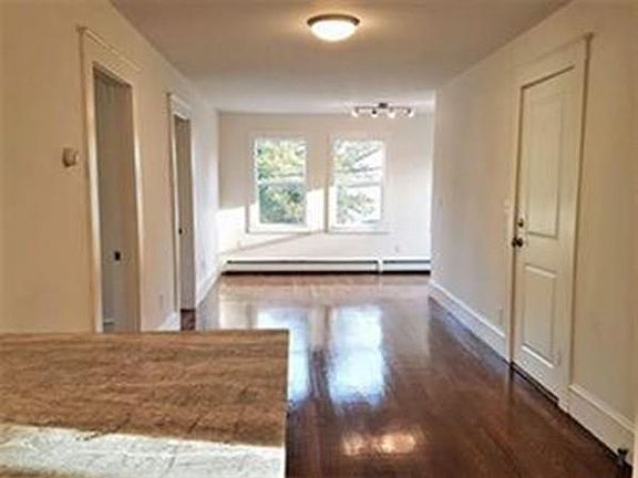 4th image of 36 Belmont Ave APT 2