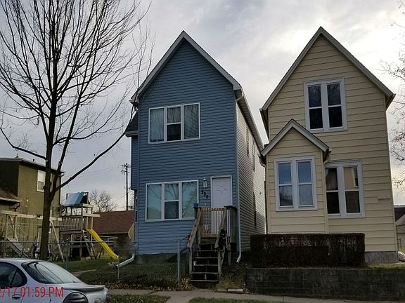 2nd image of 990 Jessamine Ave E