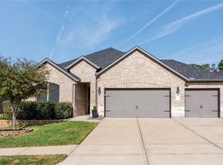 443 Stonebrook Ln, Conroe, TX 77304