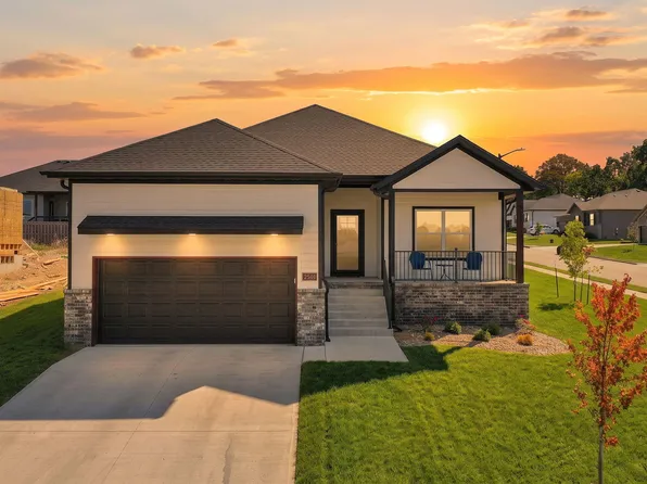 2501 W Webb Road, Ozark, MO 65721