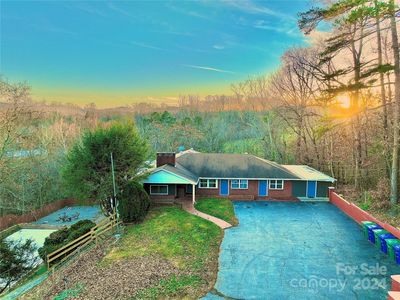 643 Monte Vista Rd, Candler, NC, 28715