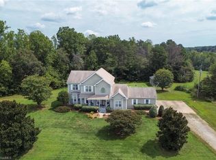 3137 Yorkshire Ln, Boonville, NC 27011