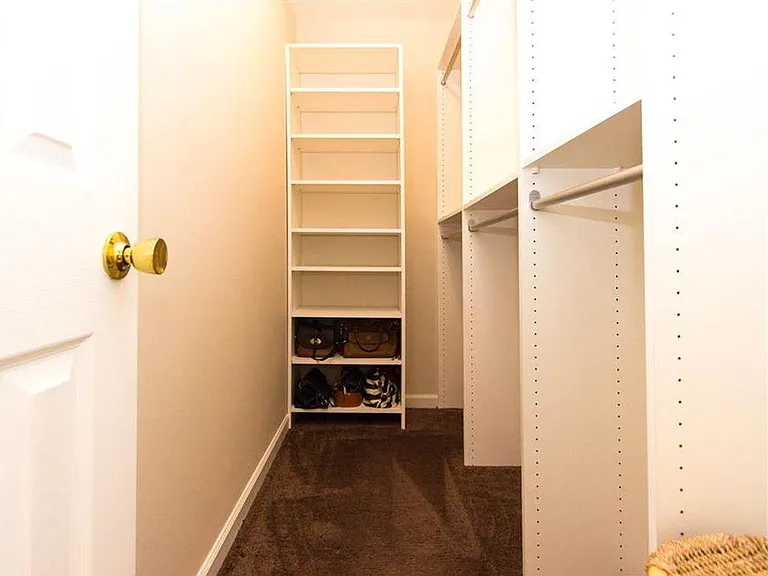 5653 Riverside Walk Dr — Photo 28