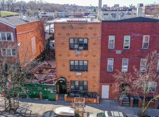 216 23rd St, Brooklyn, NY 11232