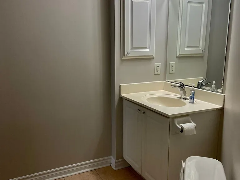 1 Rean Dr #702 — Photo 8