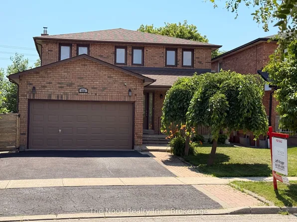 938 Wetherby Ln, Mississauga, ON L4W 4S7