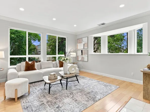 7371 Rainbow Dr, Cupertino, CA 95014