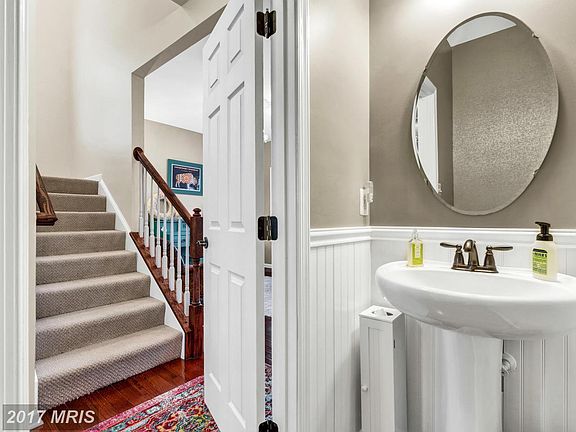 5th image of 3147 Lake Wesley Ct