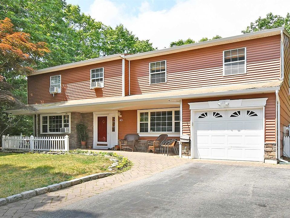 1st image of 40 Cobblestone Dr