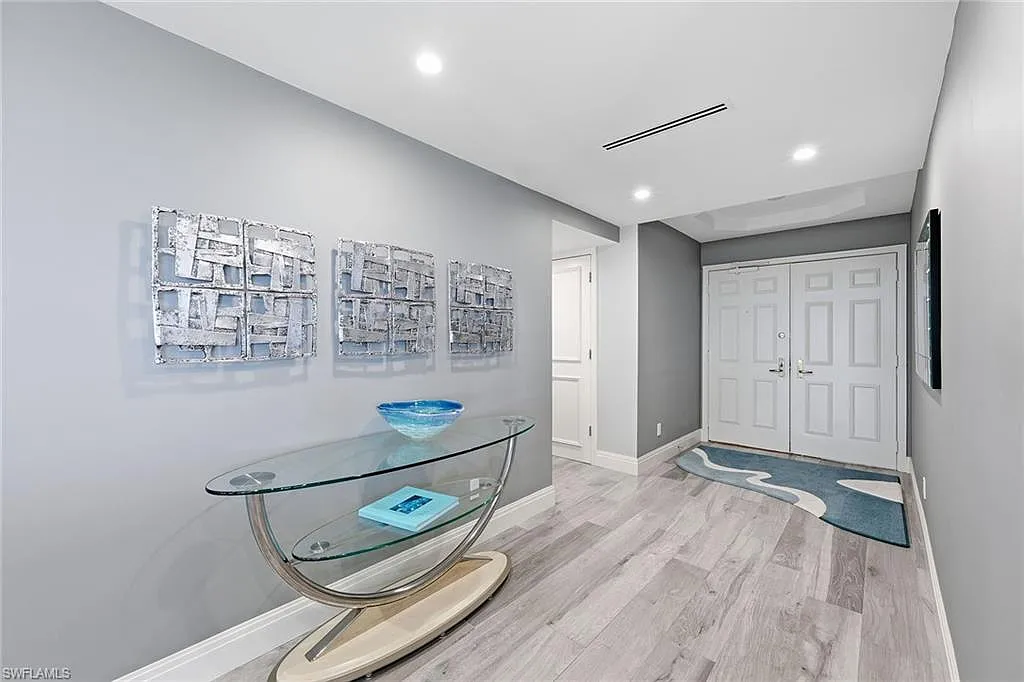 3 bed, 3.0 bath, 2626 sqft, $45,000 — Photo 3