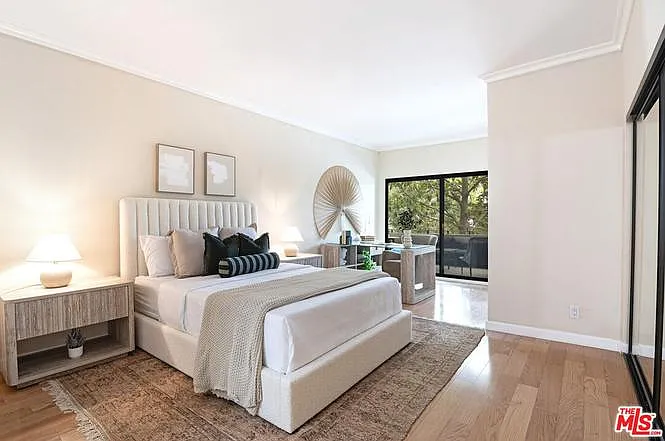 651 Wilcox Ave #1E — Photo 15