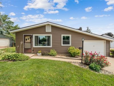 1360 Starry Dr, Marion, IA, 52302