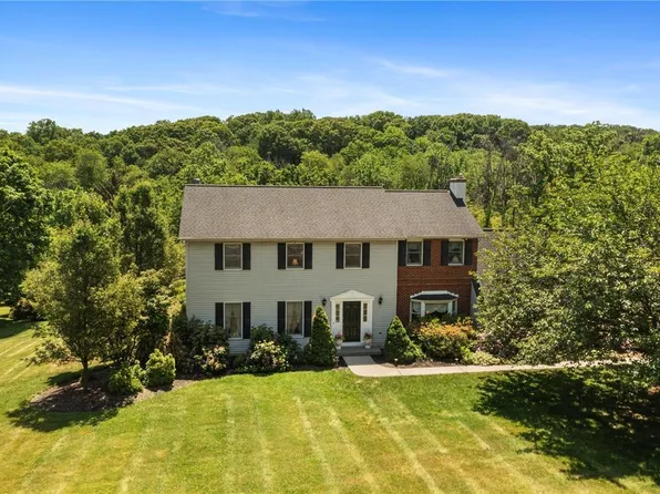 6098 Blue Church Rd, Coopersburg, PA 18036