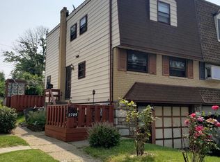 2789 Welsh Rd, Philadelphia, PA 19152