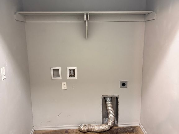 5th image of 3018 Sydney Way