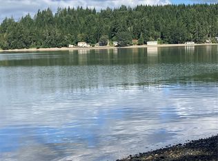 7 E Swindlers Cove Rd, Shelton, WA 98584