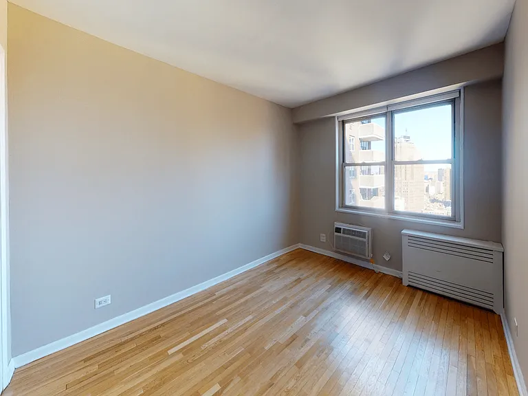 80 N Moore St #8033K — Photo 7