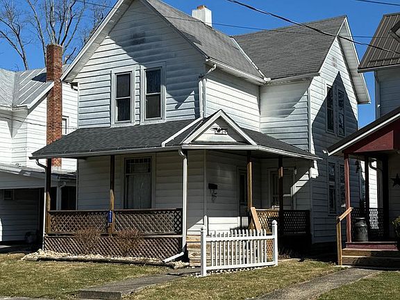 2nd image of 211 1st Ave