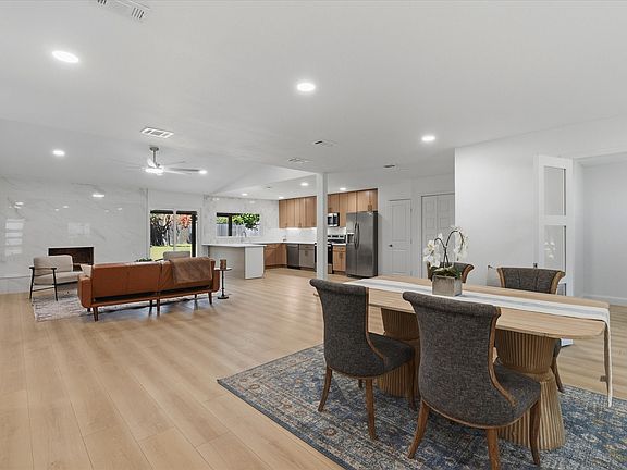 4th image of 2039 Chestnut Rd