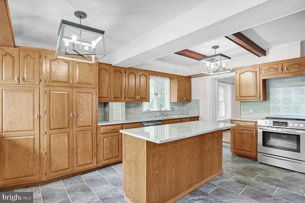 4 Black Matt Rd APT 1, Douglassville, PA 19518 Zillow