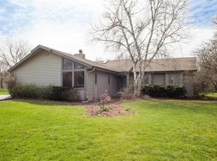 N69W27121 Hickory Chasm Dr, Lisbon, WI