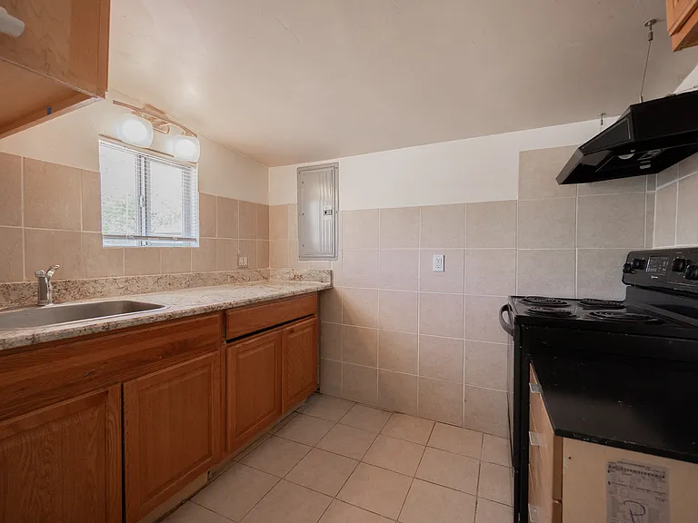 610 N 9th St, Phoenix Az — Photo 8