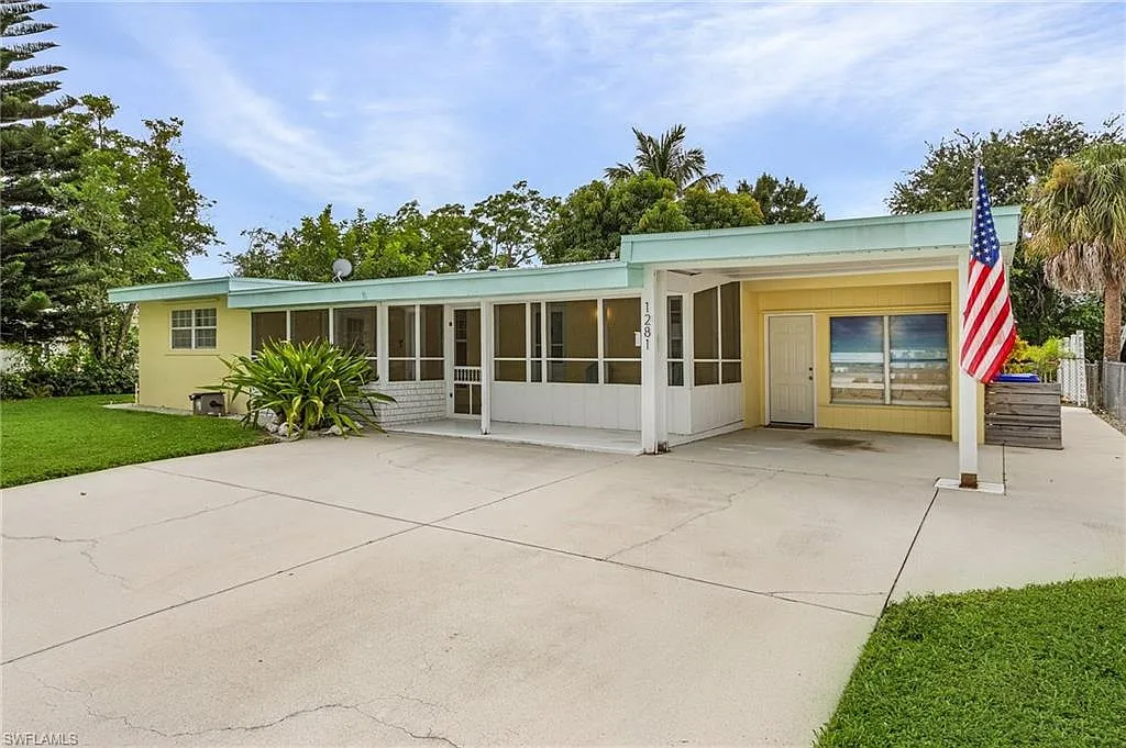4 bed, 2.0 bath, 1580 sqft, $7,000 — Photo 1