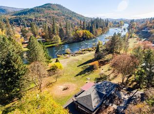 7266 Rogue River Dr, Shady Cove, OR 97539