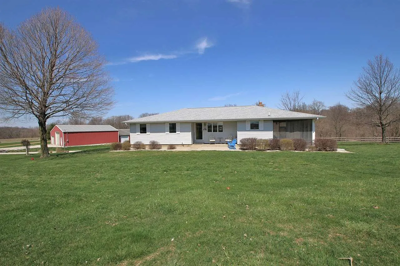 18724 Red Shale Hill Rd photo 1