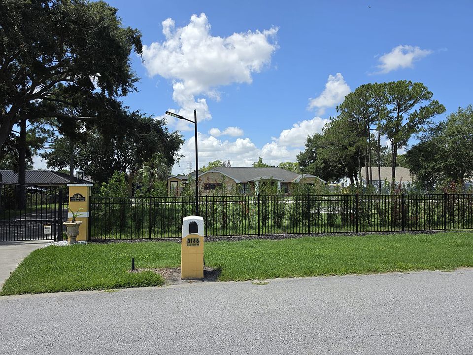 1st image of 8146 Oak Park Rd