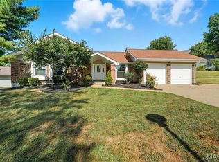12839 Haverton Dr, Saint Louis, MO 63141