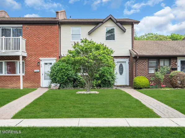 38 Adriana Court, Brick, NJ 08724