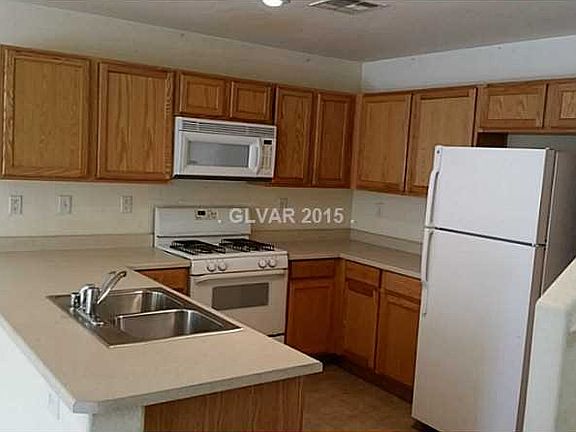 2nd image of 6672 Dunraven Ave