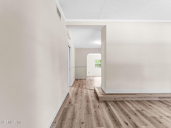 5th image of 7205 MANITOBA Drive