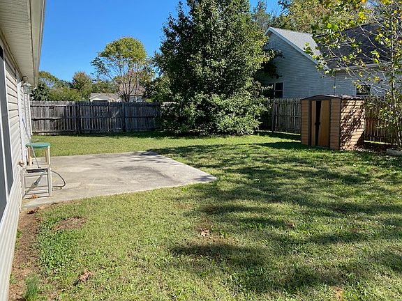 2nd image of 2003 E Creekwood Dr