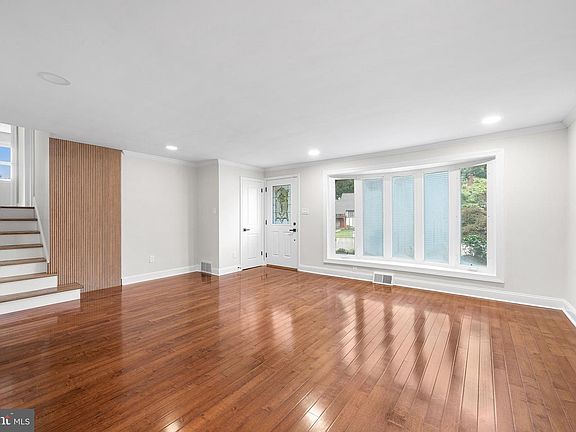 5th image of 118 Gleaves Rd