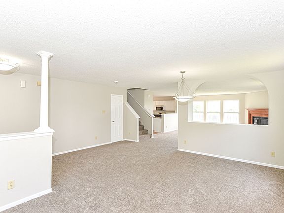 5th image of 5903 N Attleburg Dr