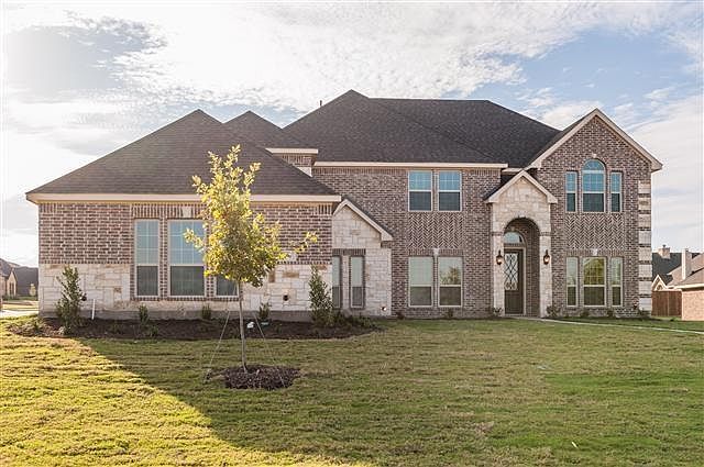 1st image of 300 Fountain Creek Ct