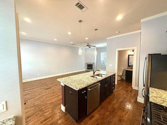 2nd image of 5875 Ross Ave Unit 4