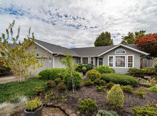 3139 W St, Springfield, OR 97477