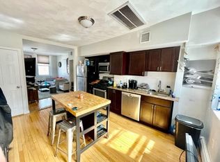 170 Endicott St APT 4, Boston, MA 02113