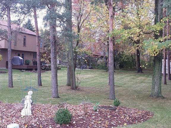 3rd image of 1 Goldfinch Ct