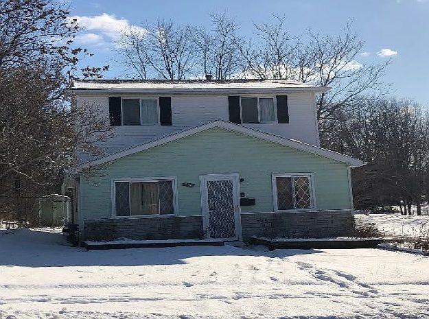 2nd image of 448 Whittemore St