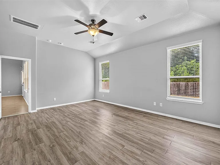 21505 Elk Haven Ln — Photo 17