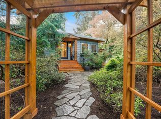 5030 NE 180th St, Lake Forest Park, WA 98155
