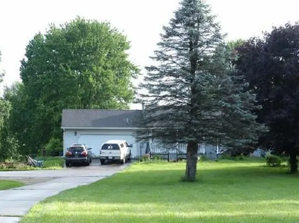 9819 E W Ave, Vicksburg, MI 49097