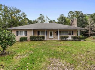 6008 Shore Dr, Ocean Springs, MS 39564