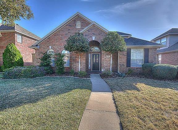 2nd image of 2724 Buck Hill Dr