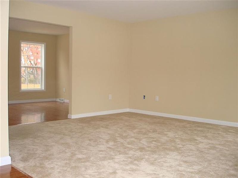 4th image of 59 FONDA Road
