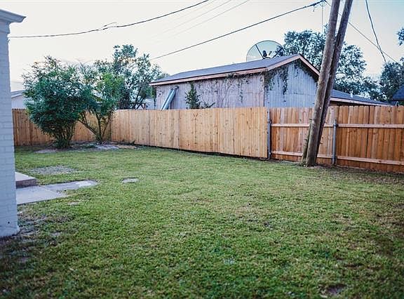 3rd image of 2520 14th St